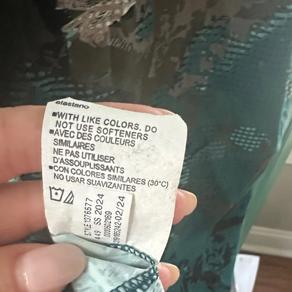 Under Armour Men's Large Dockside Teal Short Sleeve Button UPF 30 Shirt - Picture 6 of 6